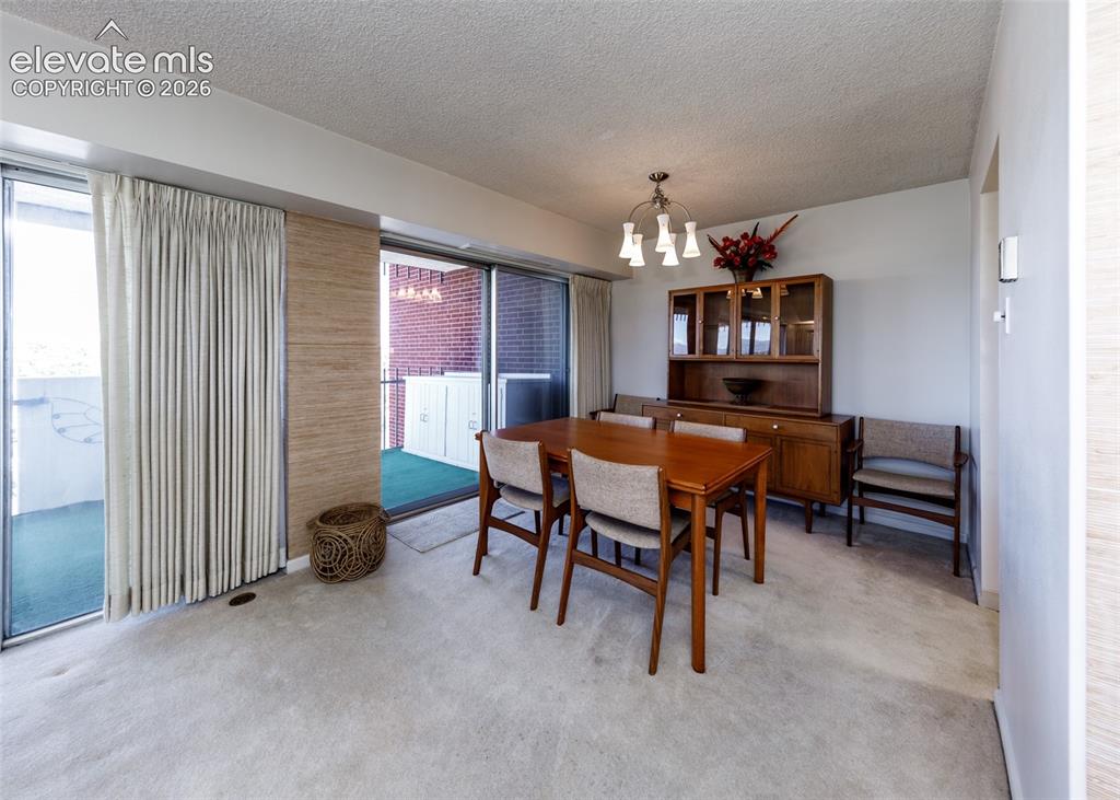 Image 12 of 49: Dining Area