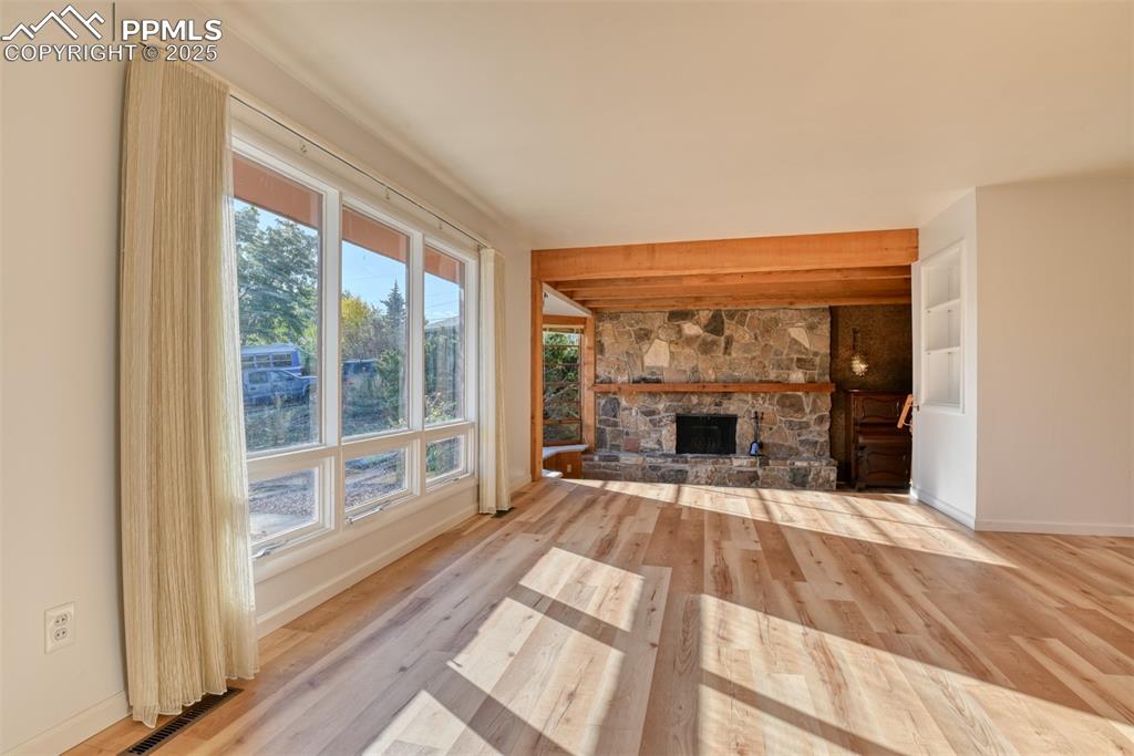 Image 9 of 49: Living Room