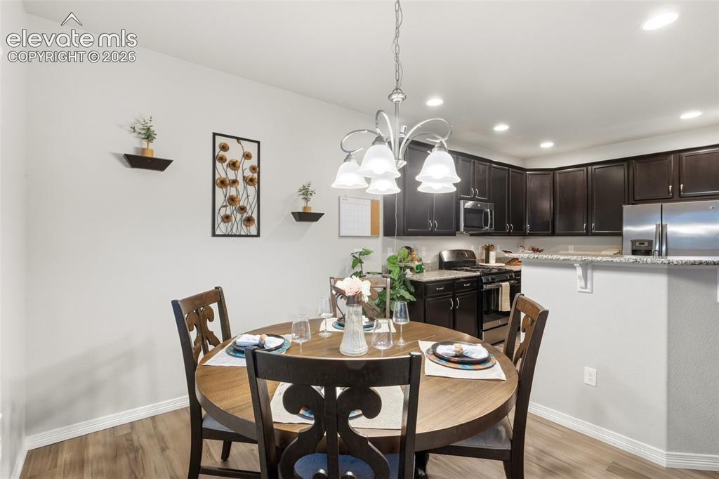 Image 9 of 45: Dining Area