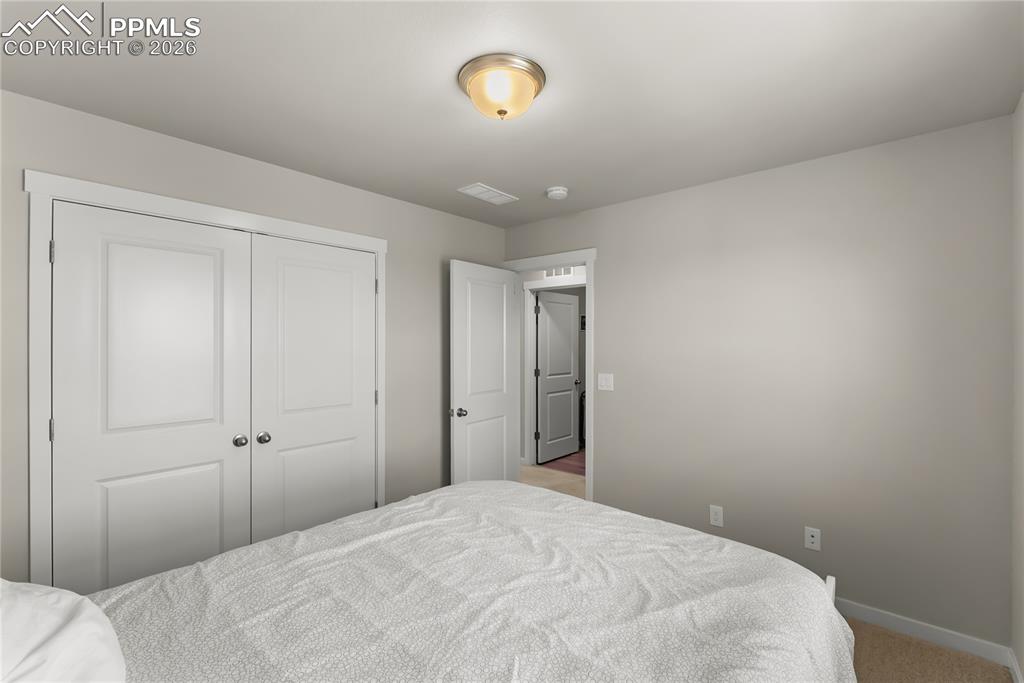 Image 17 of 37: Bedroom