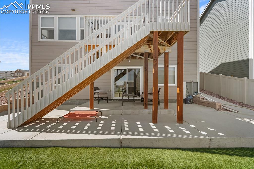 Image 30 of 37: Patio