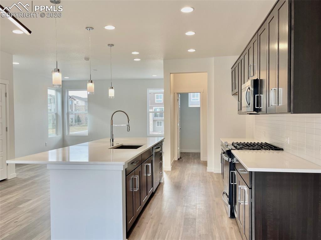 Image 13 of 22: Kitchen