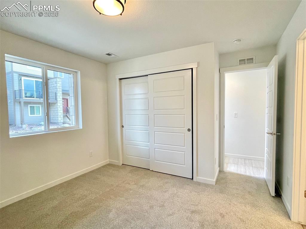 Image 4 of 22: Bedroom