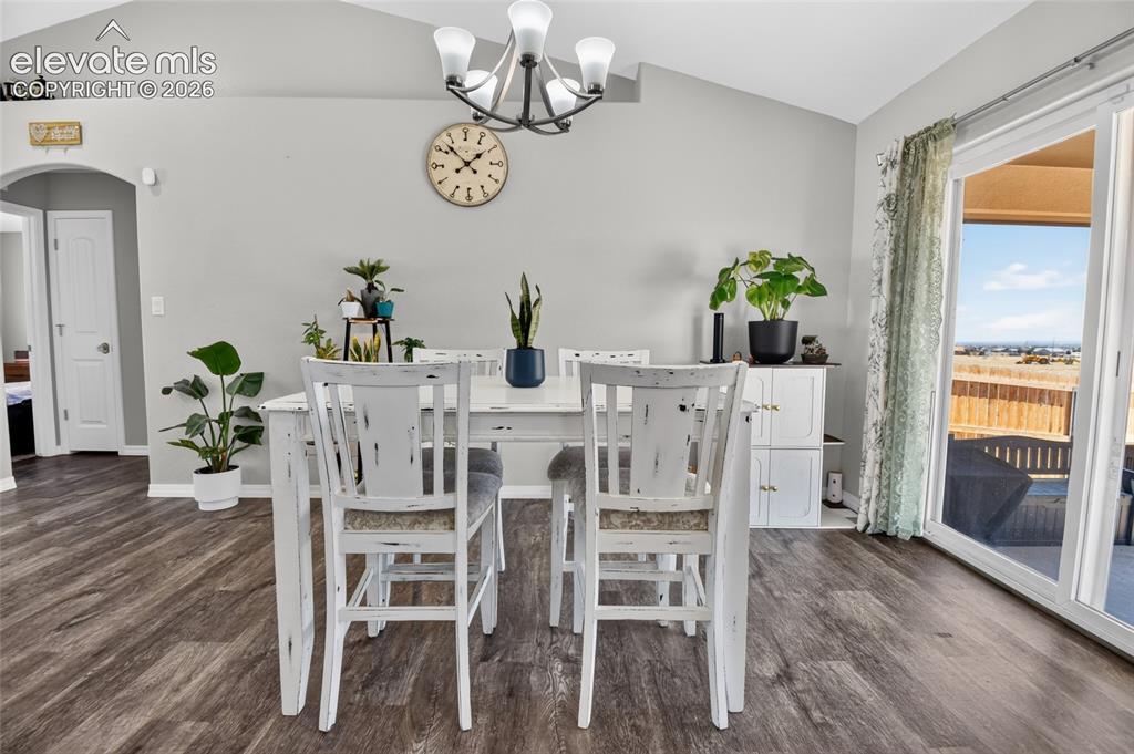 Image 10 of 38: Walkout dining are