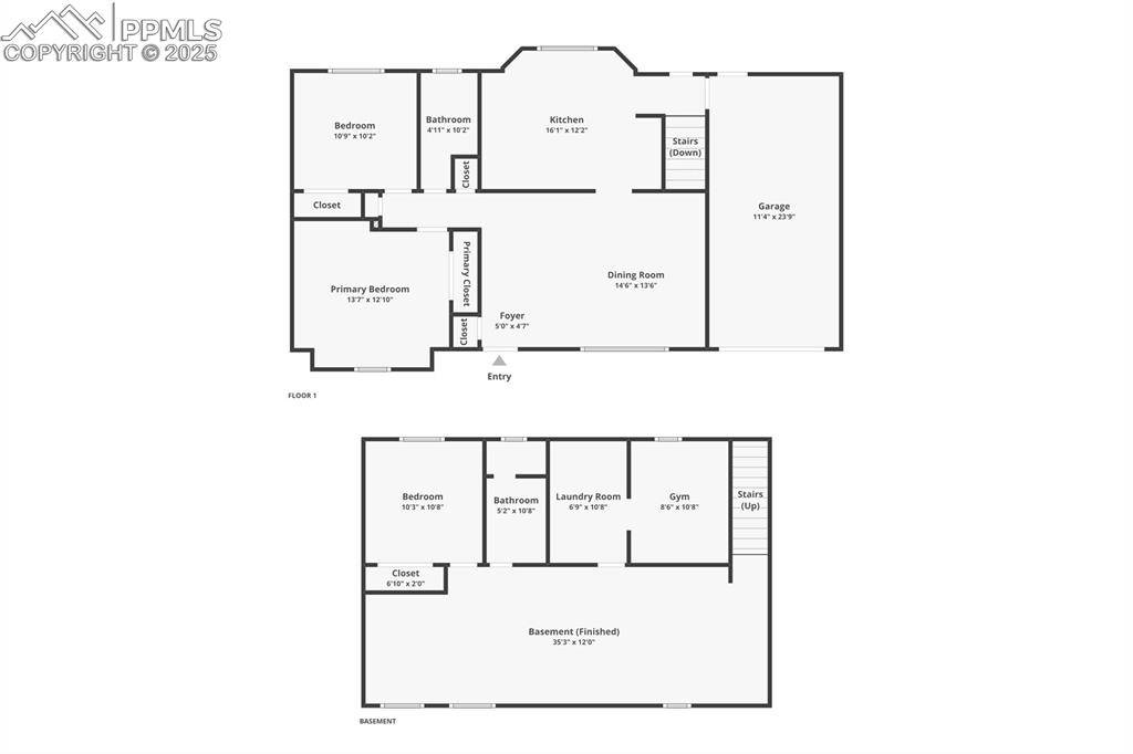 Image 31 of 33: View of room layout