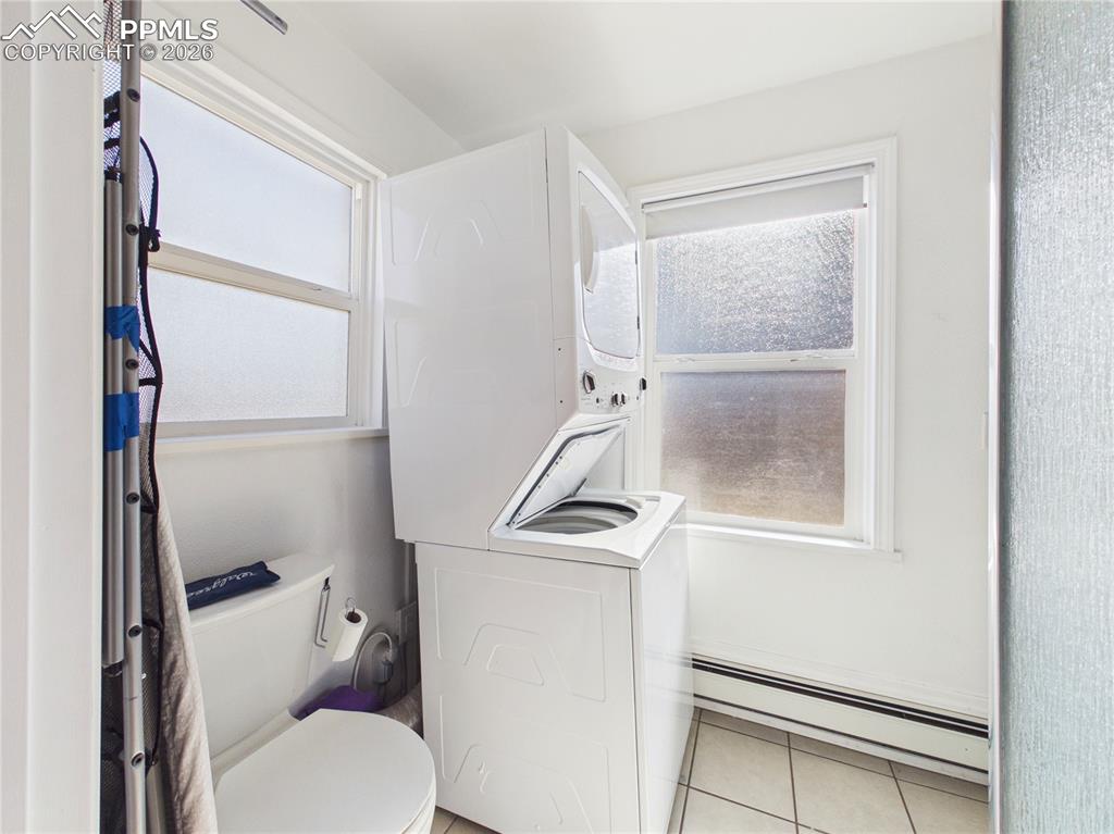 Image 18 of 26: Laundry