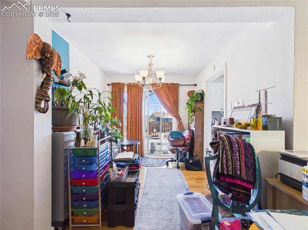 Image 7 of 26: Office