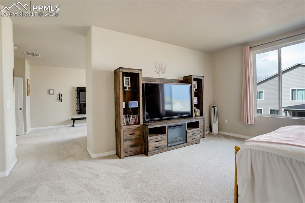 Image 29 of 50: The upper-level primary ensuite is a true retreat; this spa-inspired ensuit