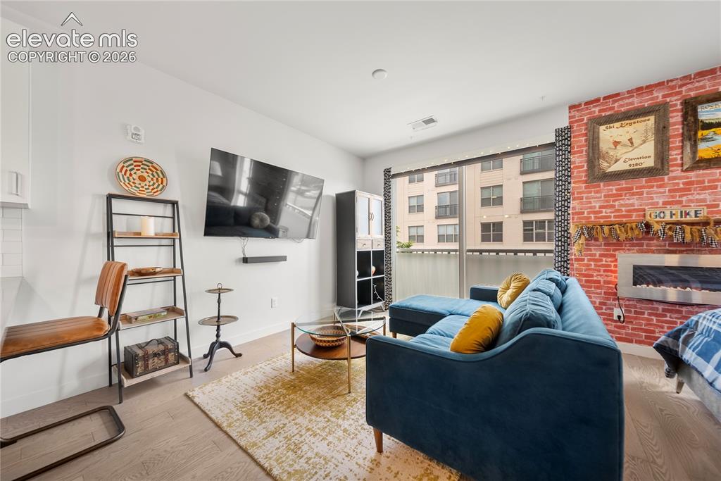 Image 7 of 29: Living Room