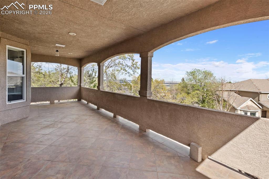 Image 3 of 50: Paragraph 15 How To