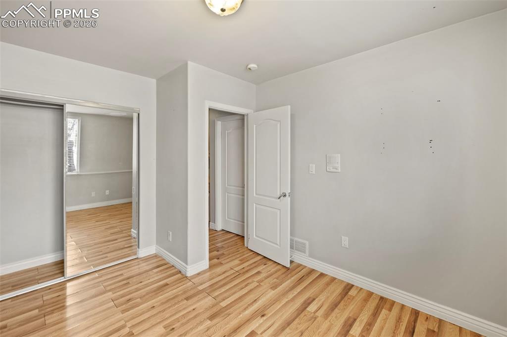 Image 43 of 50: With Additional Laundry