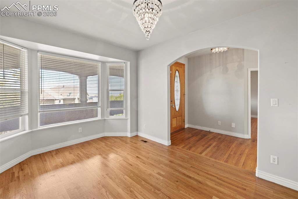 Image 8 of 50: Patio