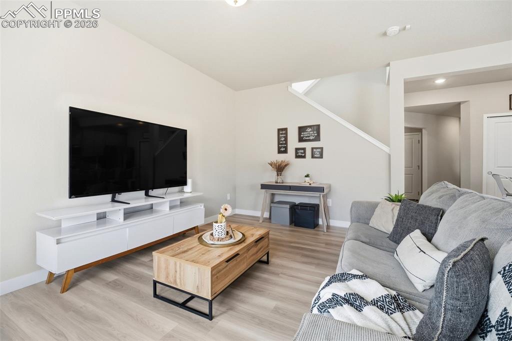 Image 15 of 42: Living Room