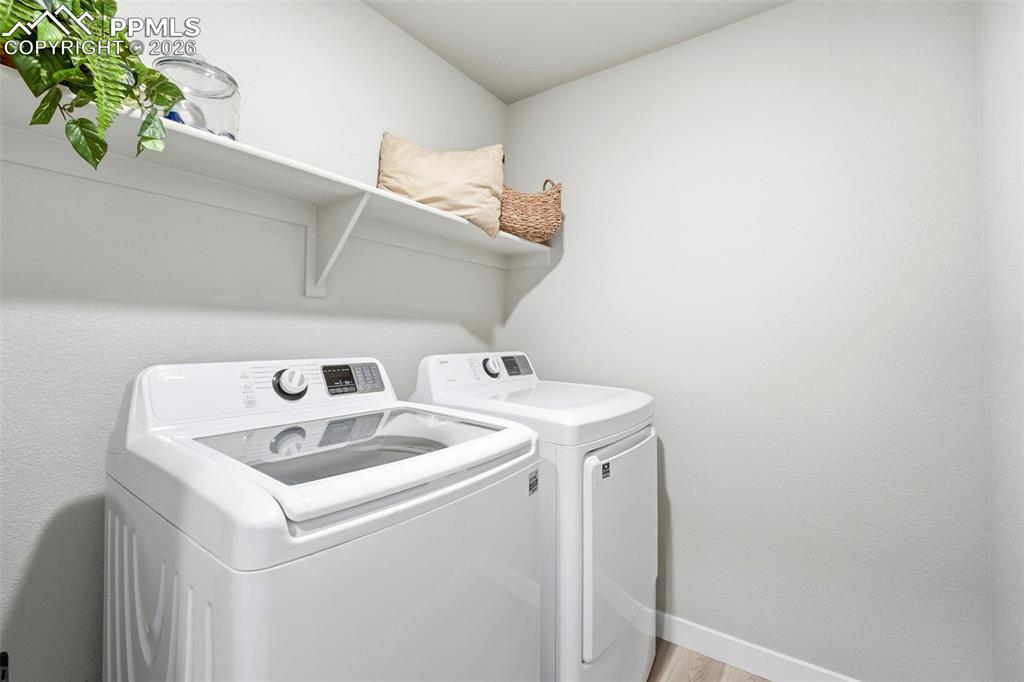 Image 21 of 42: Laundry