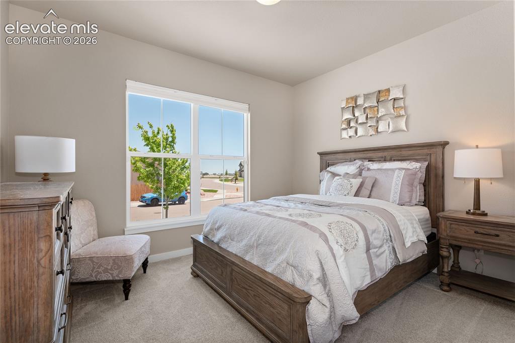 Image 6 of 41: Bedroom