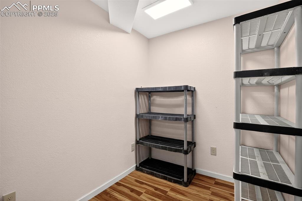 Image 29 of 40: Bonus Room