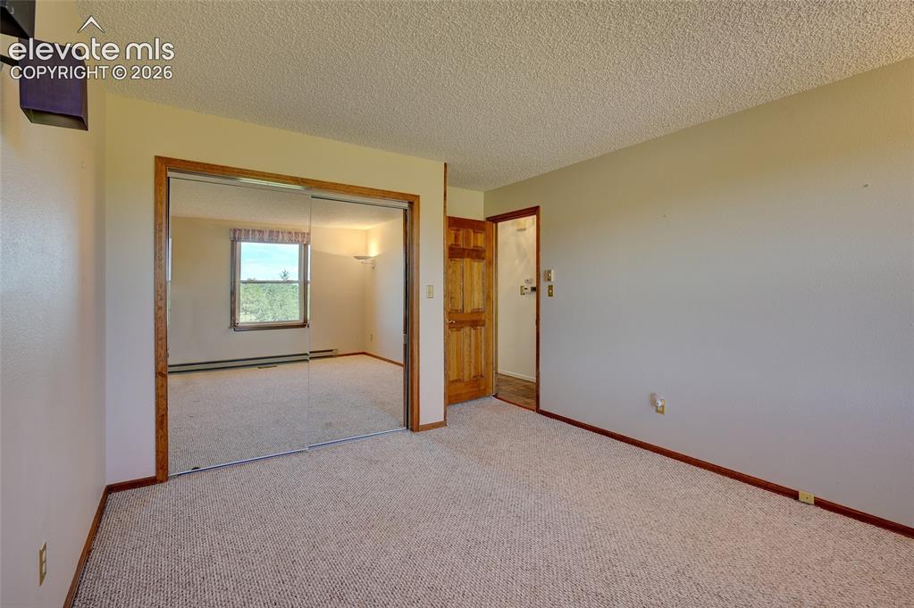 Image 19 of 39: Bedroom