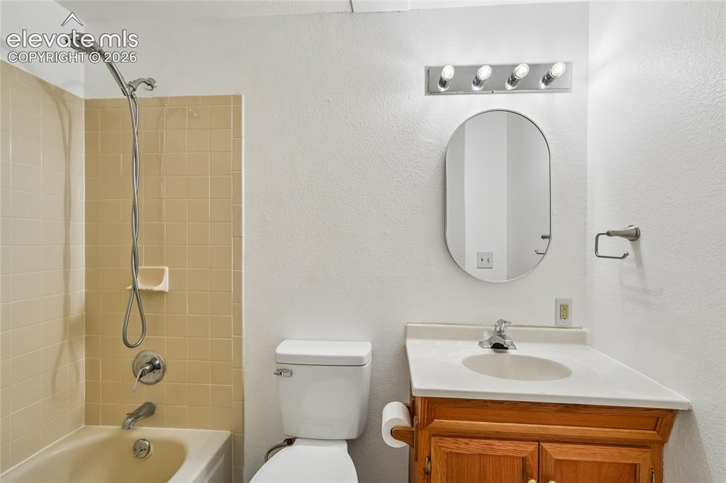 Image 19 of 50: Basement