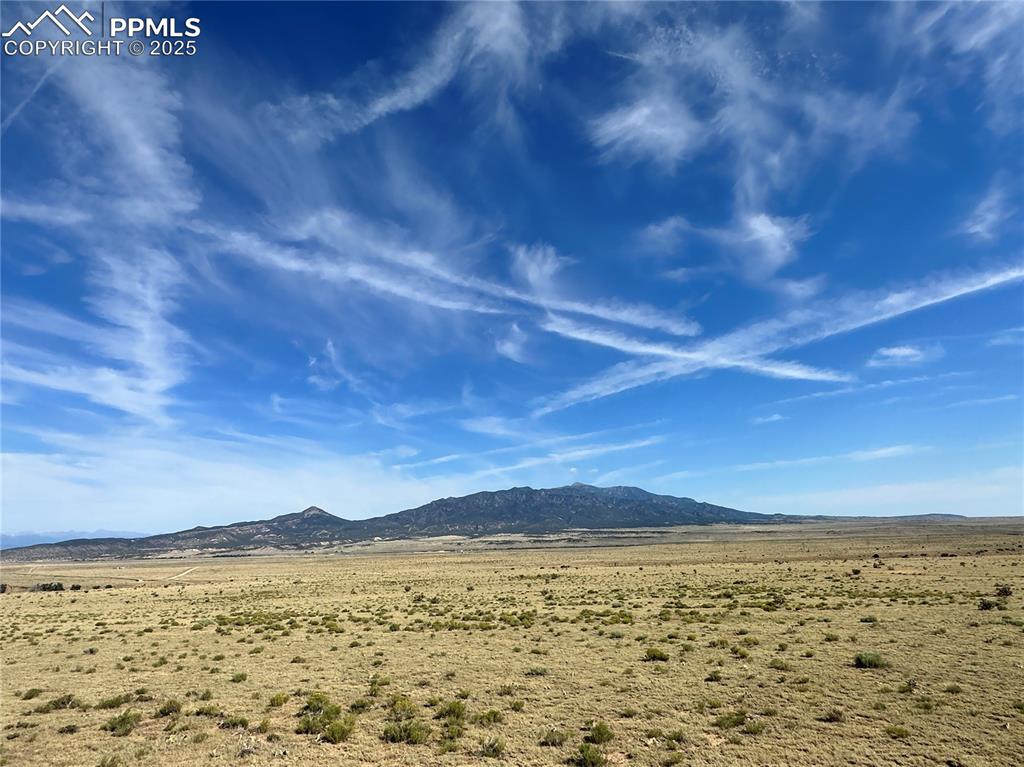 Image 11 of 14: North view of Silver mountain/Greenhorn