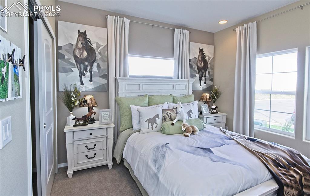 Image 11 of 30: Bedroom