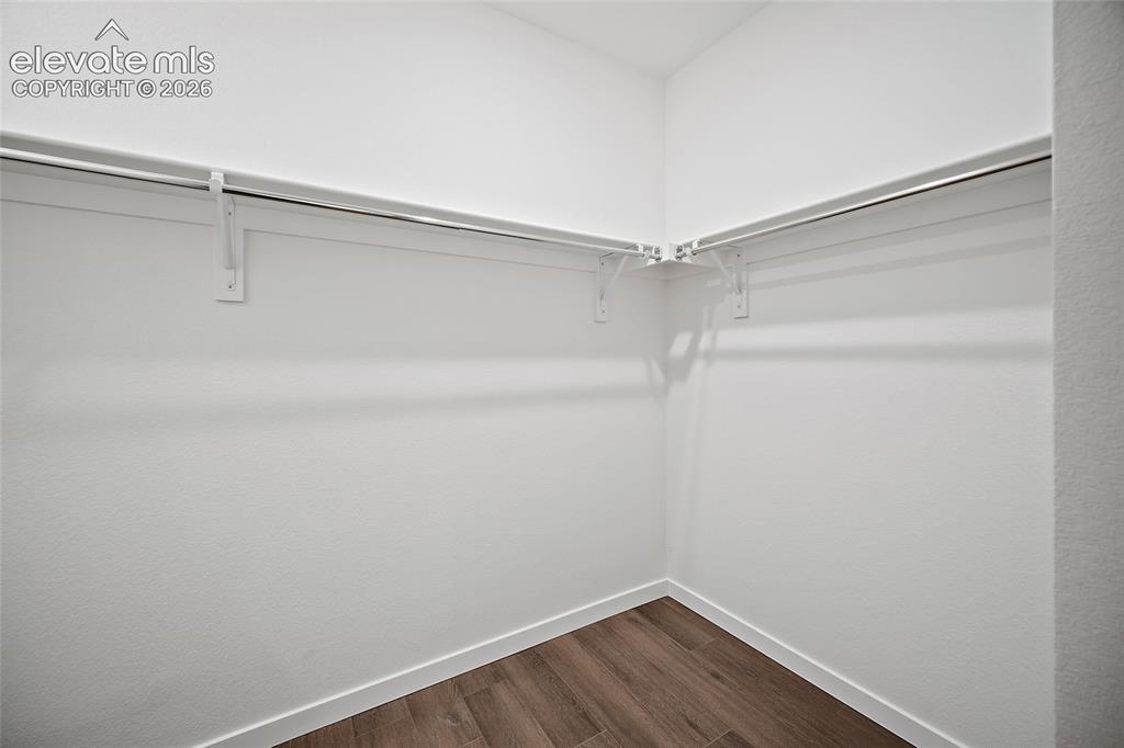 Image 14 of 22: Closet