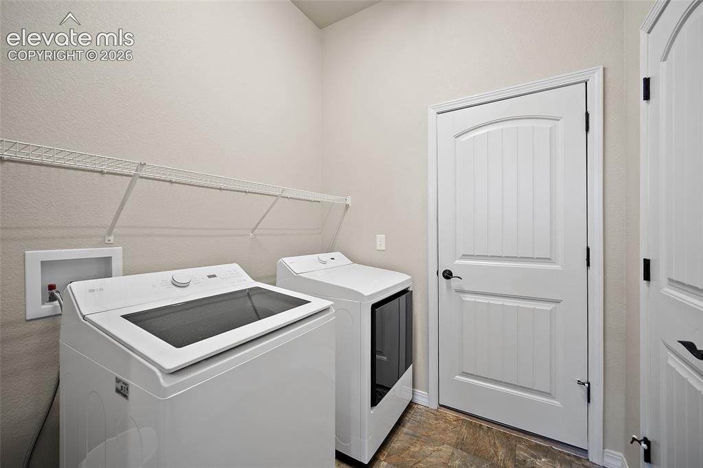 Image 22 of 39: Laundry