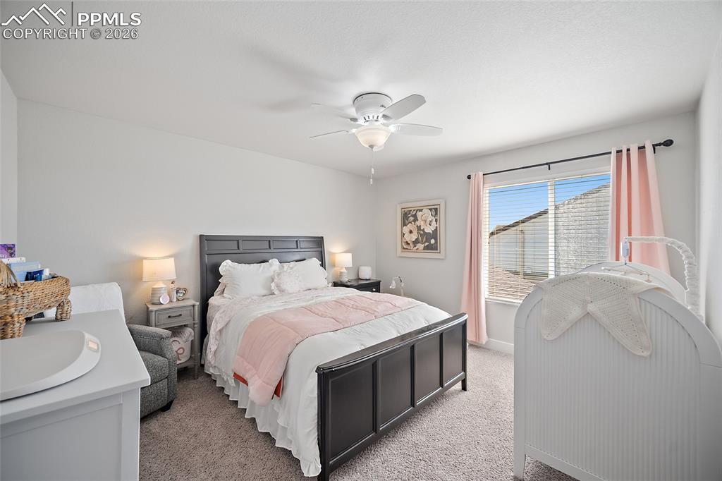 Image 36 of 49: Bedroom