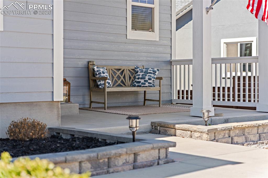 Image 4 of 49: Patio