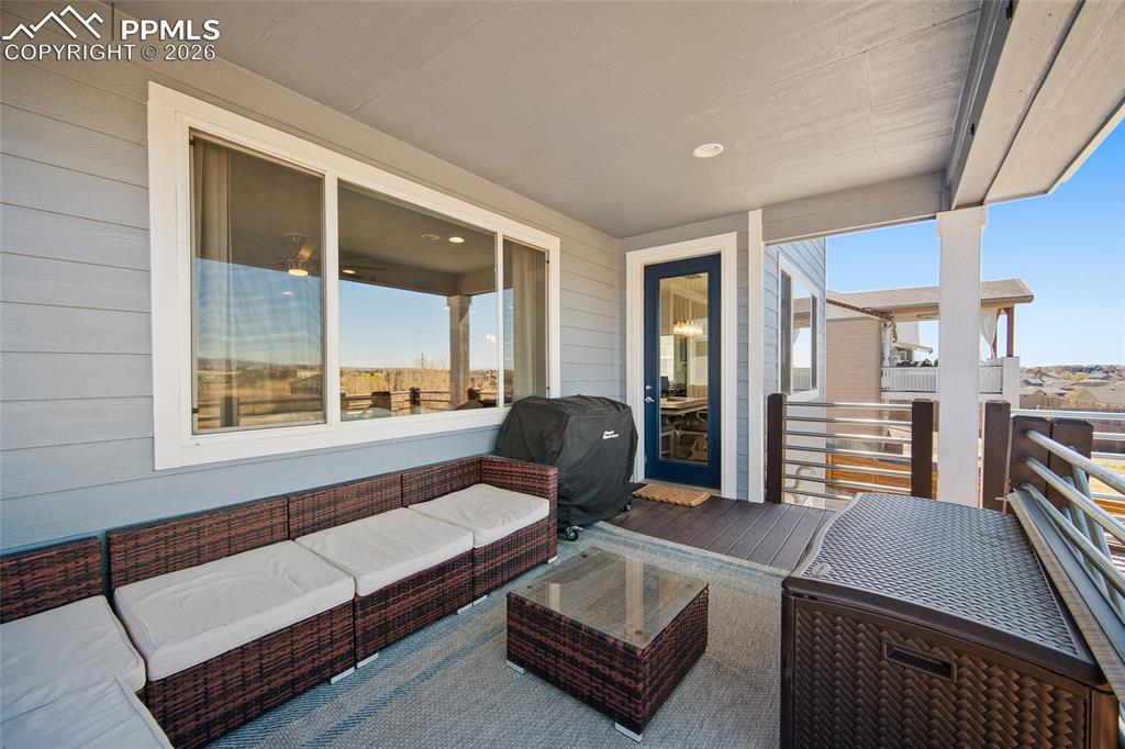 Image 42 of 49: Deck