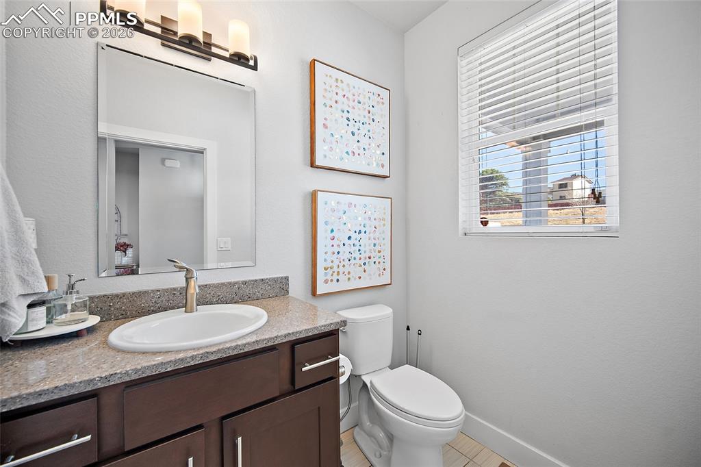 Image 7 of 49: Bathroom