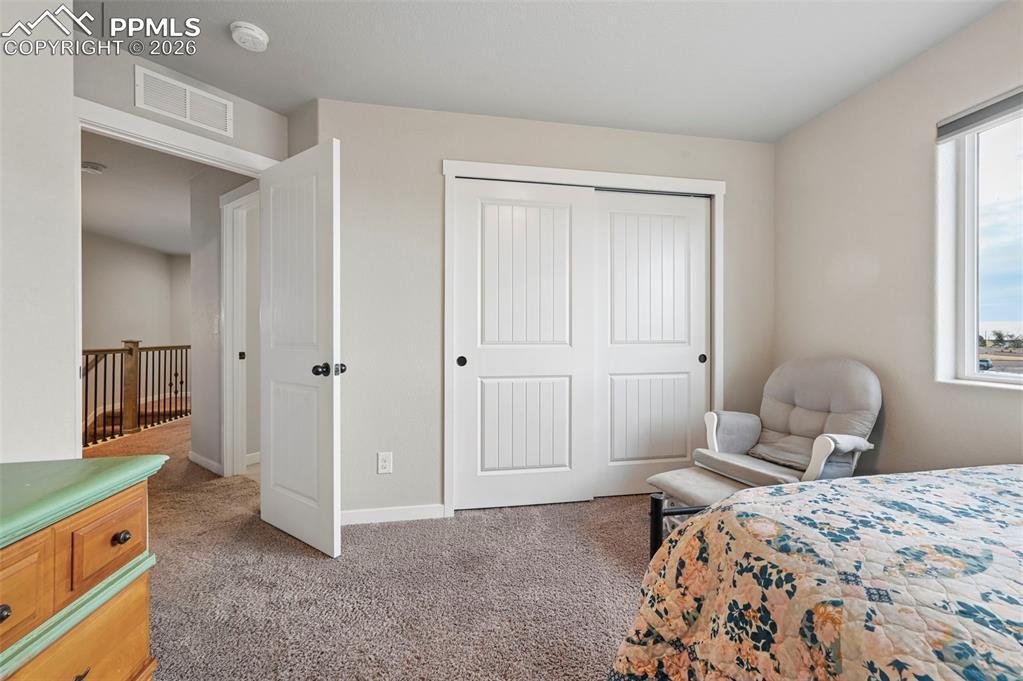 Image 15 of 43: Dining Area