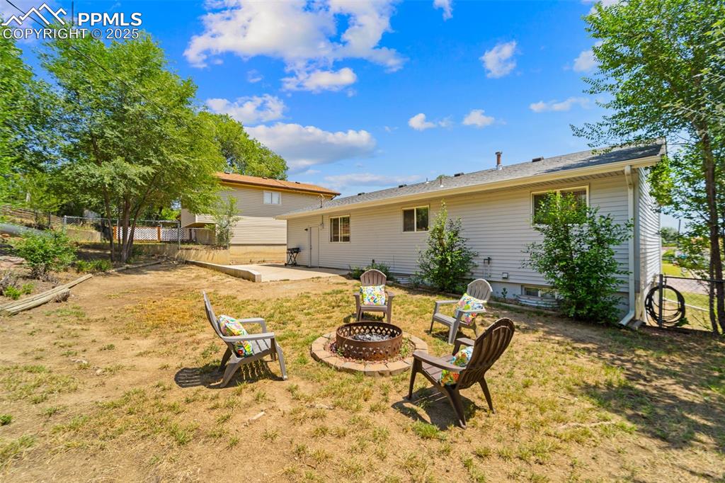 Image 35 of 48: Back of Structure