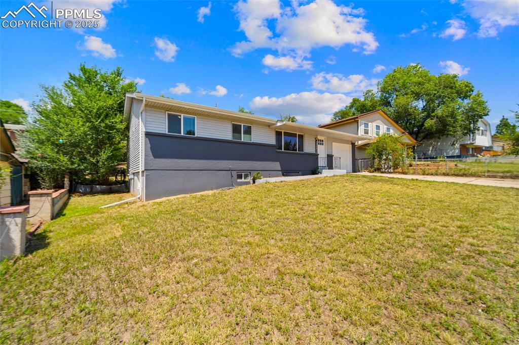 Image 4 of 48: Front of Structure