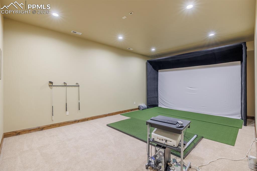 Image 41 of 50: Game Room