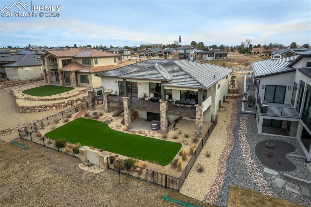 Image 48 of 50: Back of Structure