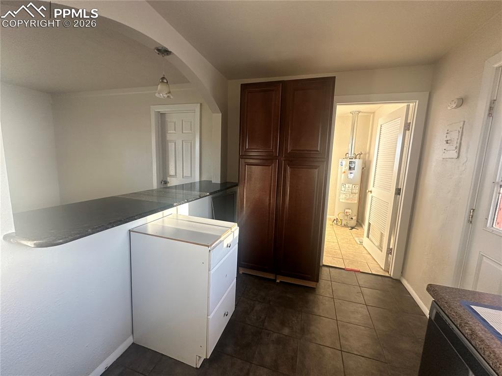 Image 10 of 29: Kitchen