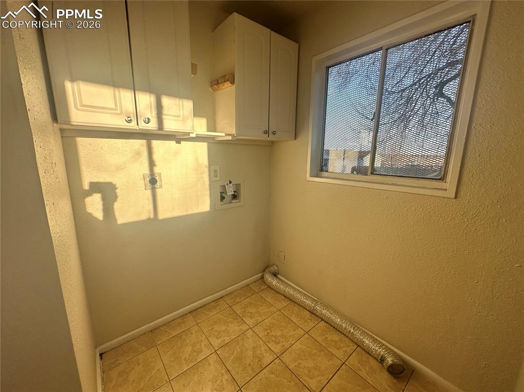 Image 11 of 29: Laundry