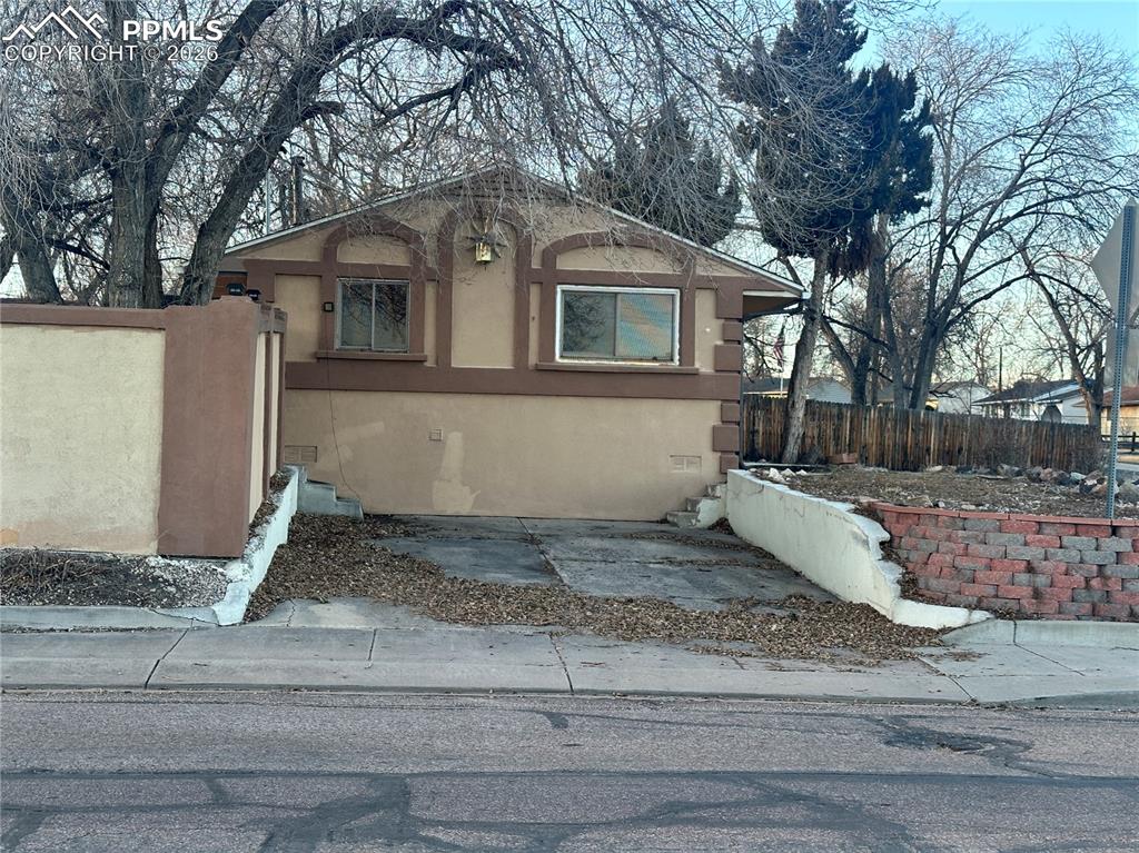 Image 28 of 29: Side of Structure