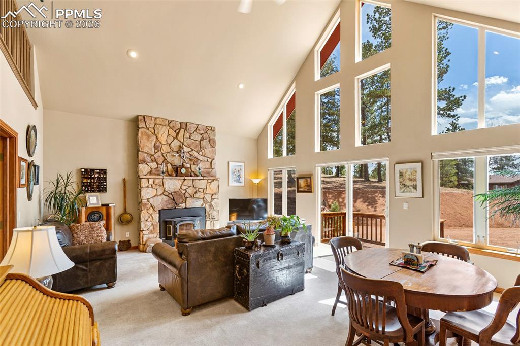 Image 5 of 26: Living Room