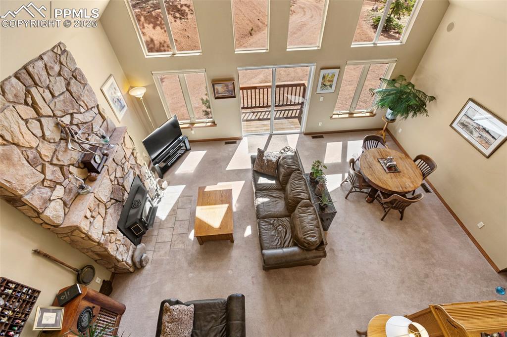 Image 6 of 26: Living Room