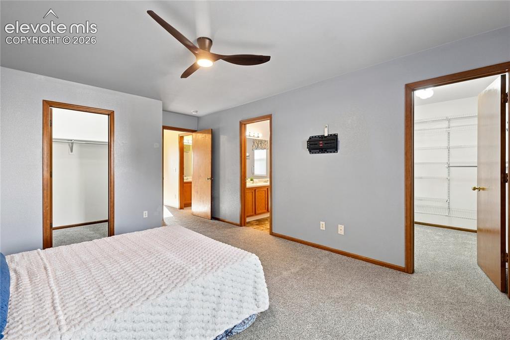 Image 14 of 27: Primary bedroom
