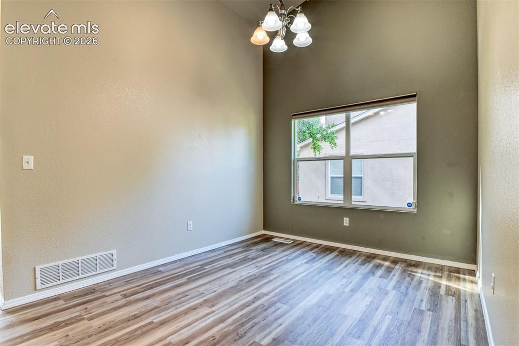 Image 13 of 49: Dining Room