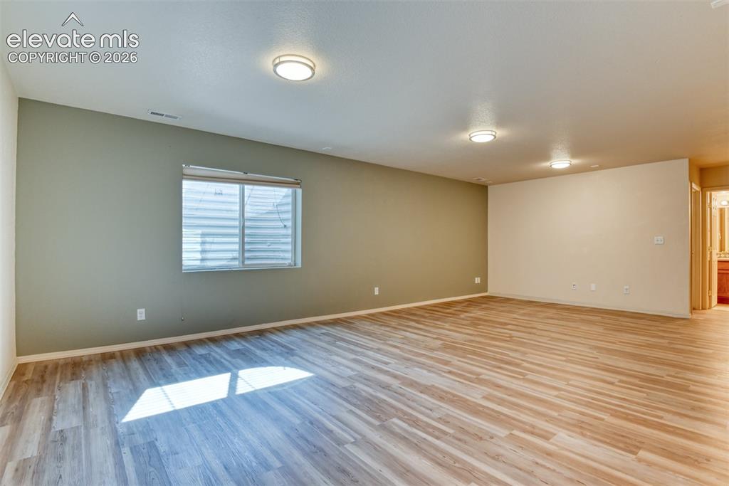 Image 38 of 49: Family Room