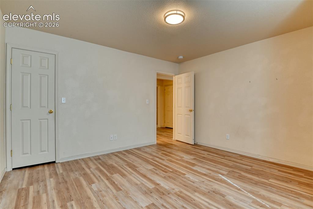 Image 41 of 49: Bedroom
