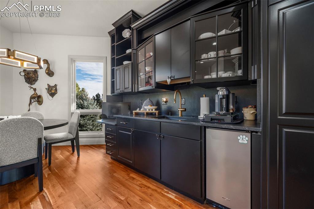 Image 15 of 50: No Description Available