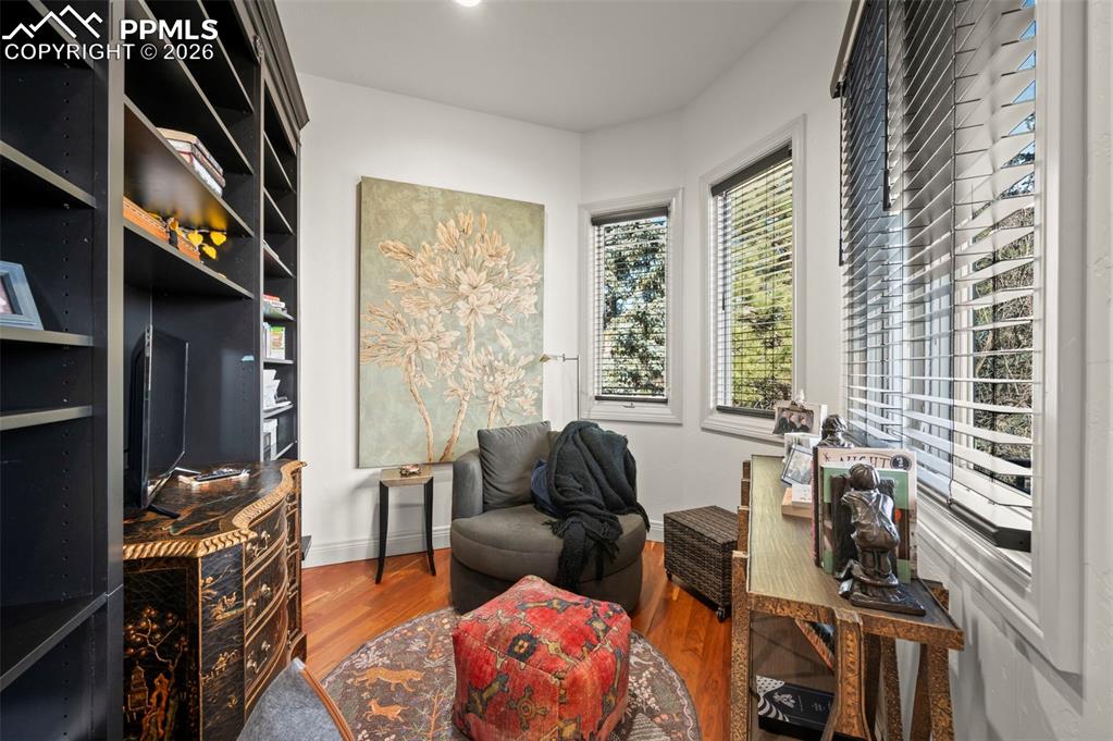 Image 26 of 50: No Description Available