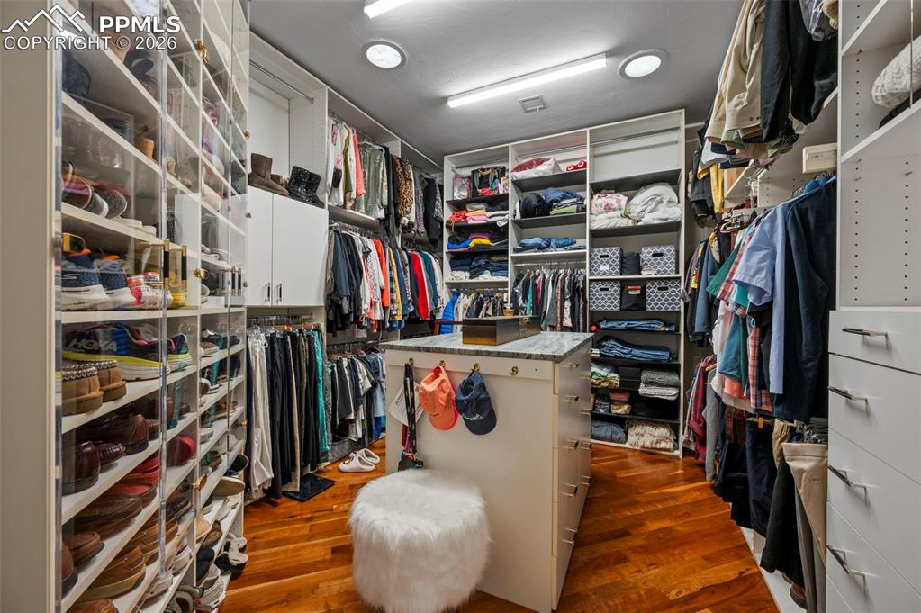 Image 32 of 50: No Description Available