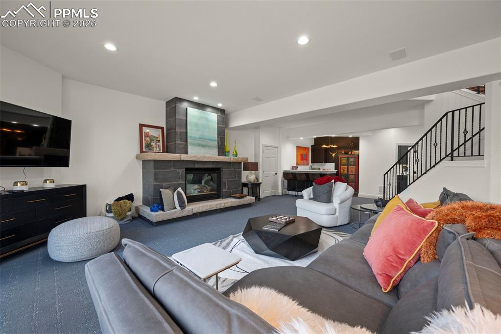 Image 37 of 50: No Description Available