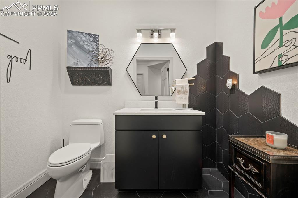 Image 39 of 50: No Description Available