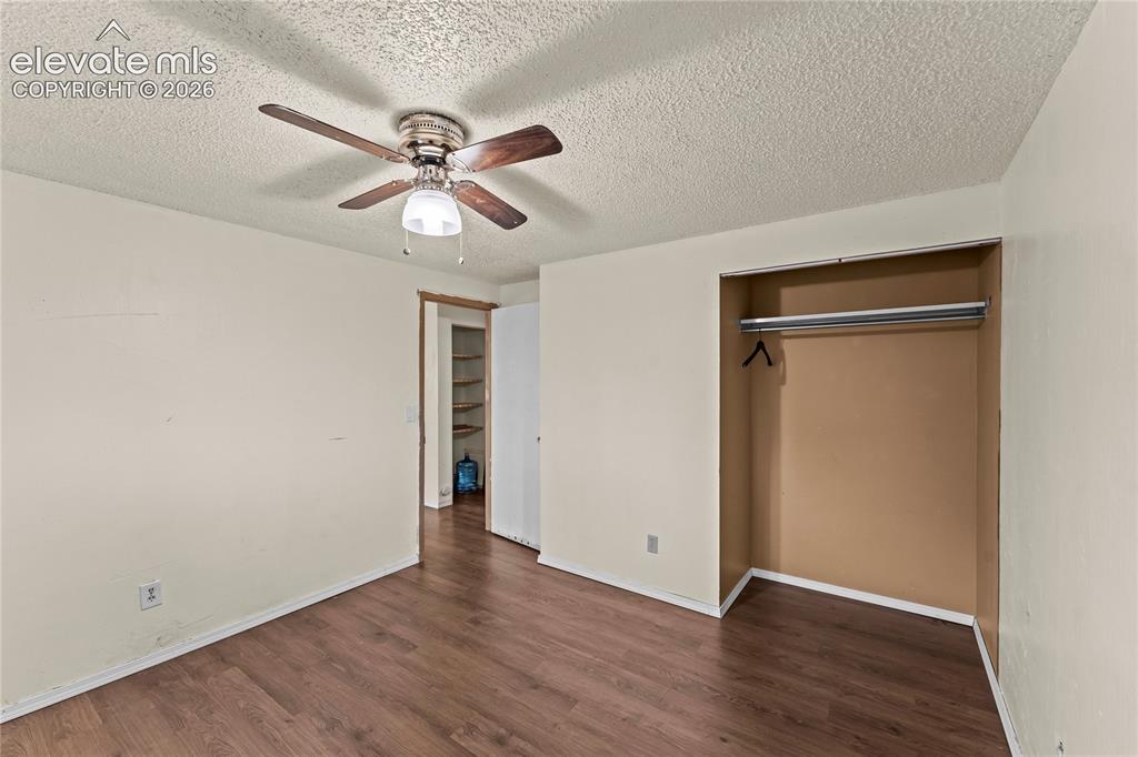 Image 10 of 28: Bedroom